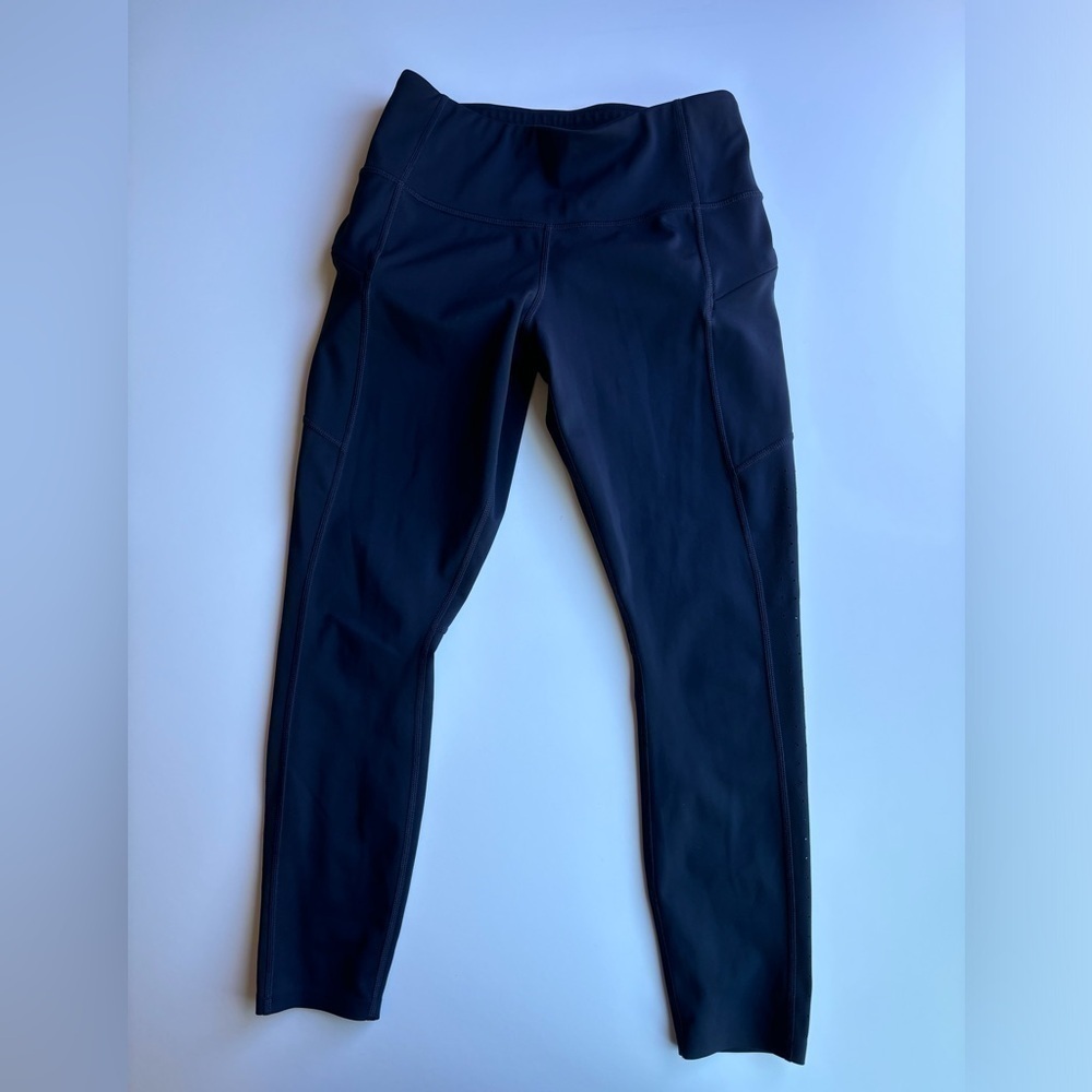 Athleta navy leggings. Cropped. Size XSP. See measurements in photos. - Picture 2 of 9